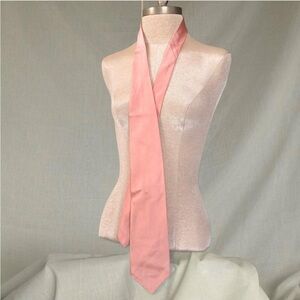 Vintage Versace 100% silk pink tie